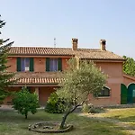 Regno Villa *