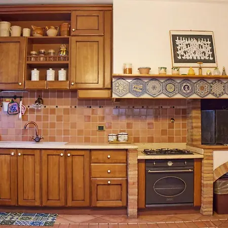 Regno فيلة Torre San Patrizio